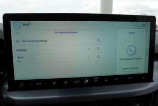 Ford Focus Active X 1,0 155PS aAHK/Navi/Kamera/Winterp.   ** - bilder 40