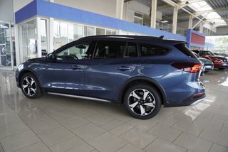 Ford Focus Active X 1,0 155PS aAHK/Navi/Kamera/Winterp.   ** - bilder 2