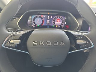 Skoda Octavia 1,5TSI DSG aAHK/Matrix/ACC/Kamera/el.Klappe   ** - foto 18