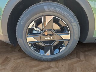 Kia Sportage 1.6 T-GDI AWD DCT Navi/Winterp/LED/Kamera  ** - bilder 10