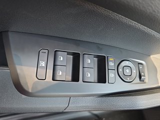 Kia Sportage 1.6 T-GDI AWD DCT Navi/Winterp/LED/Kamera  ** - bilder 17
