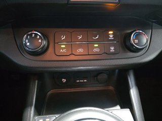 Kia Sportage 2.0CRDI 136PS 17*Alu/Xenon/AHK/Temp. - foto 21