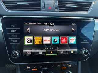Skoda Superb Combi 1,5TSI DSG Navi/Kamera/el.Klappe/Kessy         ** - bilder 23