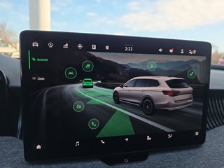 Skoda Superb Combi 2,0TDI DSG Navi/DCC/ACC/Kamera/Sitzhz.  ** - foto 34