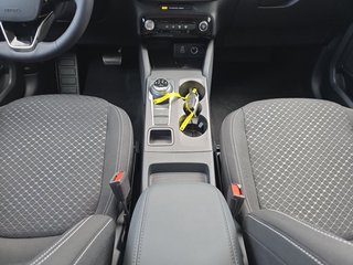 Ford Kuga 1,5 186PS Aut.5*J.Gar/LED/Navi/Winterp.  ** - foto 6