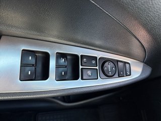 Hyundai TUCSON 1.6 132PS 8*Alu/Leder/Navi/Kamera/Keyless - foto 15