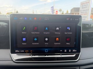 Volkswagen Tiguan 2,0TDI DSG Kamera/LED/ACC/App Connect  ** - foto 14