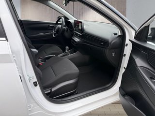 Hyundai i20 1.0 T-GDI 7DCT Navi/LED/Kamera/Winterp/Keyless  ** - foto 12