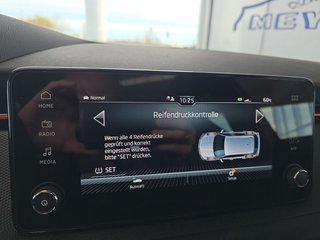 Skoda Kamiq Monte Carlo 1,5TSI DSG AHK/Matrix/el.Klappe         ** - foto 37