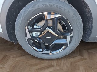 Kia Sportage 1.6 T-GDI AWD DCT Facelift 18*Alu/Navi/Winterp/LED/Kamera  ** - foto 11