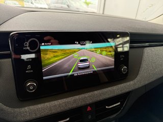 Skoda Kamiq Selection 1,0TSI DSG Kessy/Kamera/Temp/2-Z.Klimaaut.  ** - foto 22
