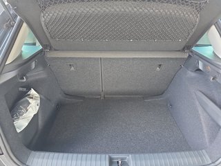 Skoda Kamiq Selection 1,0TSI DSG Kessy/Kamera/Temp/2-Z.Klimaaut.  ** - foto 12