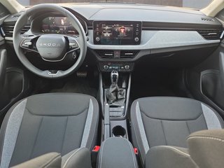 Skoda Kamiq Selection 1,0TSI DSG Kessy/Kamera/Temp/2-Z.Klimaaut.  ** - foto 5