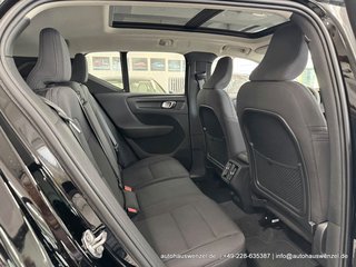 Volvo XC 40 T3 Momentum Aut. PANORAMA AHK LED KAMERA - foto 20