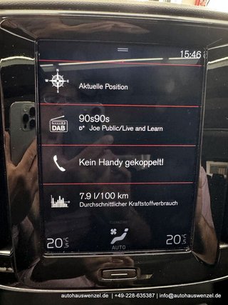 Volvo XC 40 T3 Momentum Aut. PANORAMA AHK LED KAMERA - foto 35