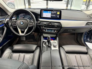 BMW 530 i xDrive Touring Luxury Line ACC PANO KOMF-S - foto 21