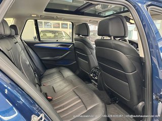 BMW 530 i xDrive Touring Luxury Line ACC PANO KOMF-S - foto 25