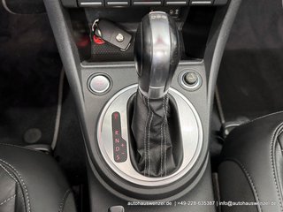 Volkswagen Beetle Cabriolet 2.0 Aut. Exclusive R-Line LEDER - foto 35