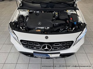 Mercedes-Benz GLA 200 6-Gang PANORAMA KAM AHK LED NAVI - bilder 24