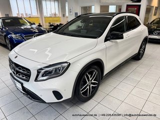 Mercedes-Benz GLA 200 6-Gang PANORAMA KAM AHK LED NAVI - bilder 4