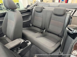 Volkswagen Beetle Cabriolet 2.0 TDI 5-Gang FENDER XENON KAM - foto 11
