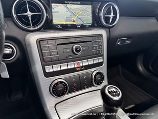 Mercedes-Benz SLC 180 6-Gang - nur 37 tkm - LEDER AIRSCARF NAV - bilder 11