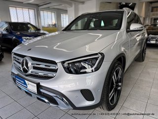 Mercedes-Benz GLC 400 d 4Matic LEDER STANDHZG PANO AHK MEMO - photo 2