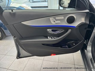 Mercedes-Benz E 220 d 4Matic T-Mod. LEDER STANDHEIZUNG DISTRON - foto 10