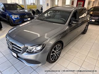 Mercedes-Benz E 220 d 4Matic T-Mod. LEDER STANDHEIZUNG DISTRON - foto 28
