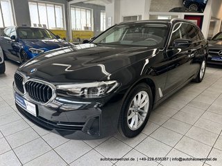 BMW 520 d xDrive Touring PANORAMA AHK KAMERA HIFI - foto 3