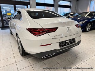 Mercedes-Benz CLA 250 4Matic Coupé - 17 tkm - SITZKLIMA PANO - foto 4