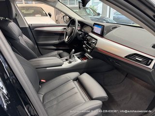 BMW 520 i A Lim. LEDER STANDHEIZUNG HEAD-UP KAM AHK - bilder 14
