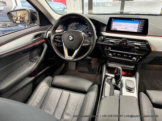 BMW 520 i A Lim. LEDER STANDHEIZUNG HEAD-UP KAM AHK - bilder 17