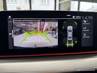 BMW 520 i A Lim. LEDER STANDHEIZUNG HEAD-UP KAM AHK - bilder 38