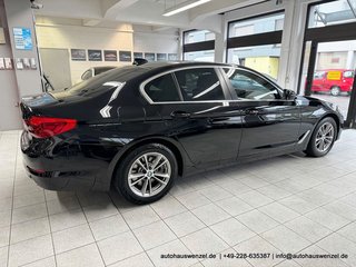 BMW 520 i A Lim. LEDER STANDHEIZUNG HEAD-UP KAM AHK - bilder 2