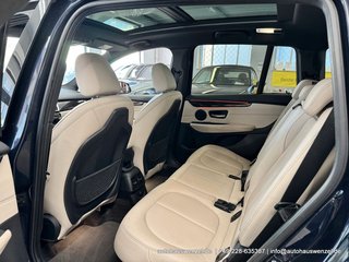 BMW 220 Gran Tourer d xDrive Luxury Line LEDER PANO - bilder 11