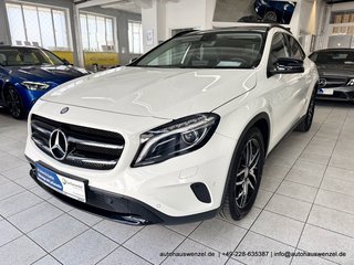 Mercedes-Benz GLA 180 6-Gang - nur 61 tkm - PANO KAM STANDHEIZ - foto 2