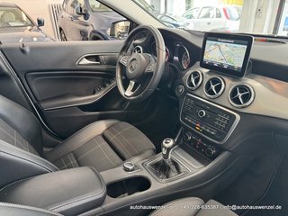 Mercedes-Benz GLA 180 6-Gang - nur 61 tkm - PANO KAM STANDHEIZ - foto 11