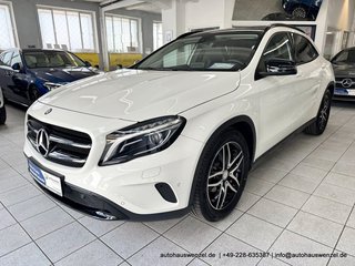 Mercedes-Benz GLA 180 6-Gang - nur 61 tkm - PANO KAM STANDHEIZ - foto 3