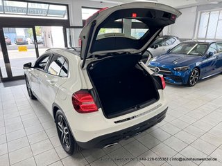 Mercedes-Benz GLA 180 6-Gang - nur 61 tkm - PANO KAM STANDHEIZ - foto 21