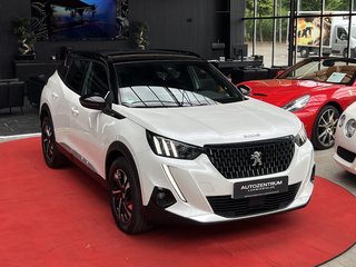 Peugeot 2008 GT FOCAL / LED / ACC / NAVI / Keyless /