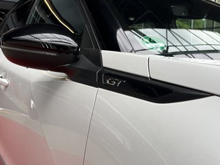 Peugeot 2008 GT FOCAL / LED / ACC / NAVI / Keyless / - foto 5