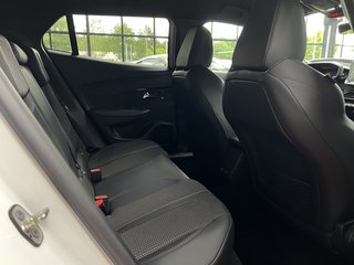 Peugeot 2008 GT FOCAL / LED / ACC / NAVI / Keyless / - foto 29