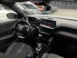 Peugeot 2008 GT FOCAL / LED / ACC / NAVI / Keyless / - foto 31