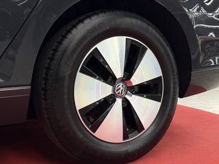 Volkswagen Passat Variant BlueMotion LED / PDC / ACC - bilder 1