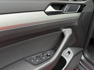 Volkswagen Passat Variant BlueMotion LED / PDC / ACC - bilder 7