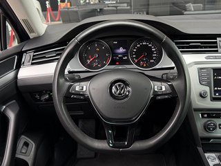 Volkswagen Passat Variant BlueMotion LED / PDC / ACC - bilder 12
