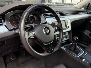 Volkswagen Passat Variant BlueMotion LED / PDC / ACC - bilder 14