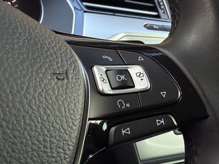 Volkswagen Passat Variant BlueMotion LED / PDC / ACC - bilder 13