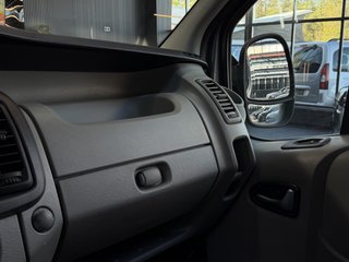 Renault Trafic Combi dCi 115 L2H1 KLIMA/NAVI/BT  2,9t verglast - foto 14